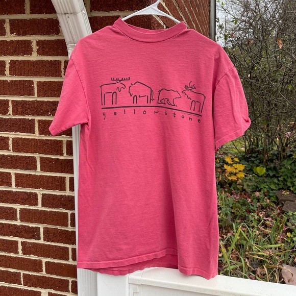 Tops - Yellowstone T-Shirt